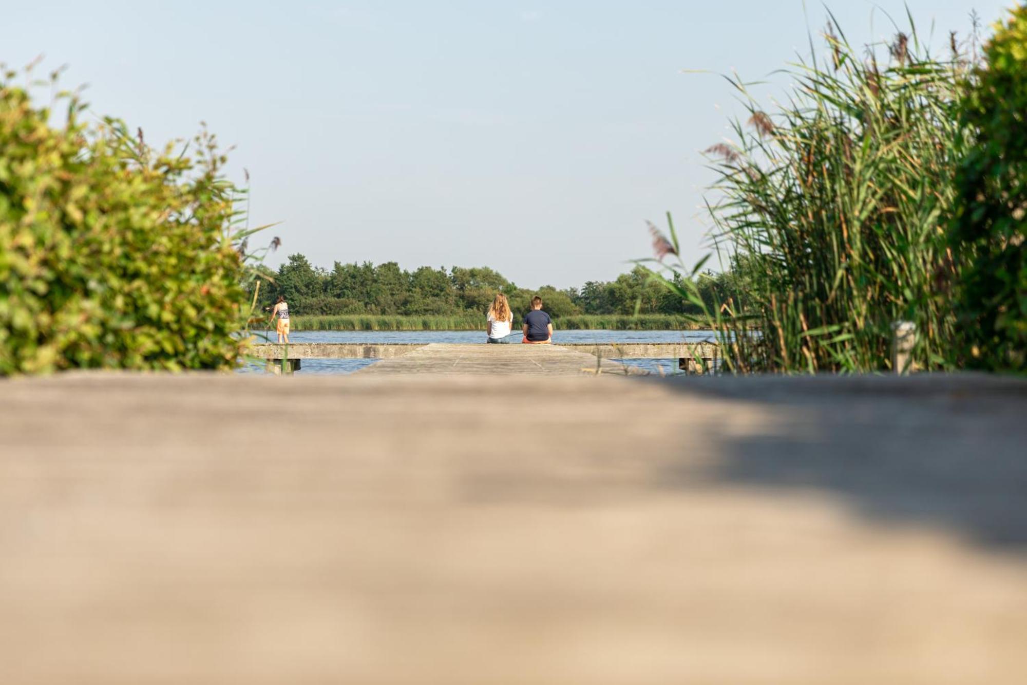 Waterpark Oan 'E Poel Bij Sneekermeer Терхерне Екстериор снимка